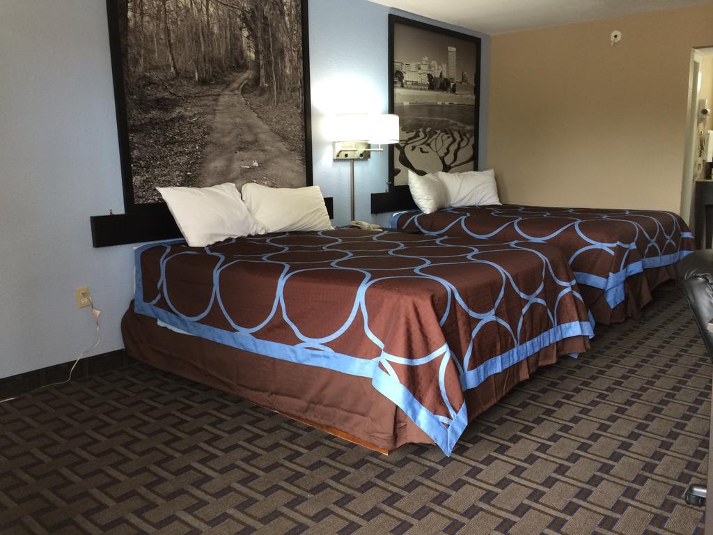 Super 8 By Wyndham Lakeland חדר תמונה