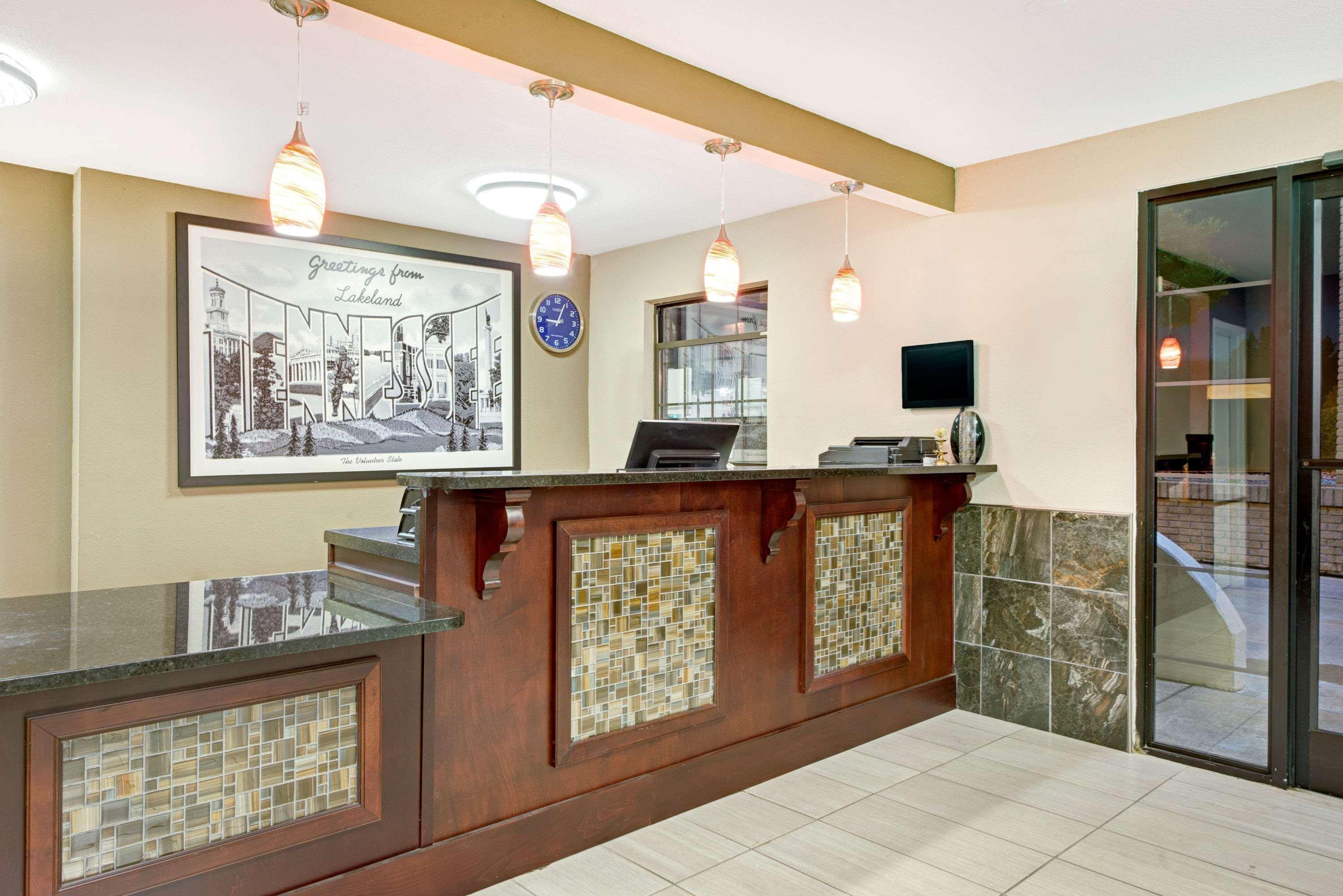 Super 8 By Wyndham Lakeland מראה חיצוני תמונה