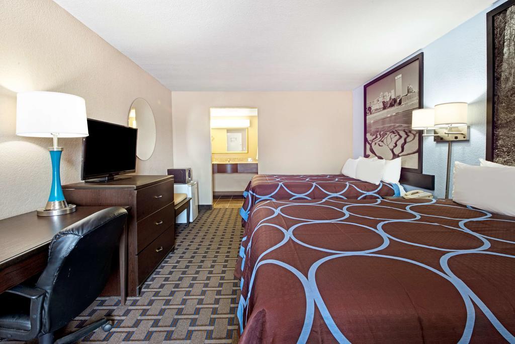 Super 8 By Wyndham Lakeland מראה חיצוני תמונה
